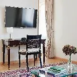Living De Medici Hotel 4*